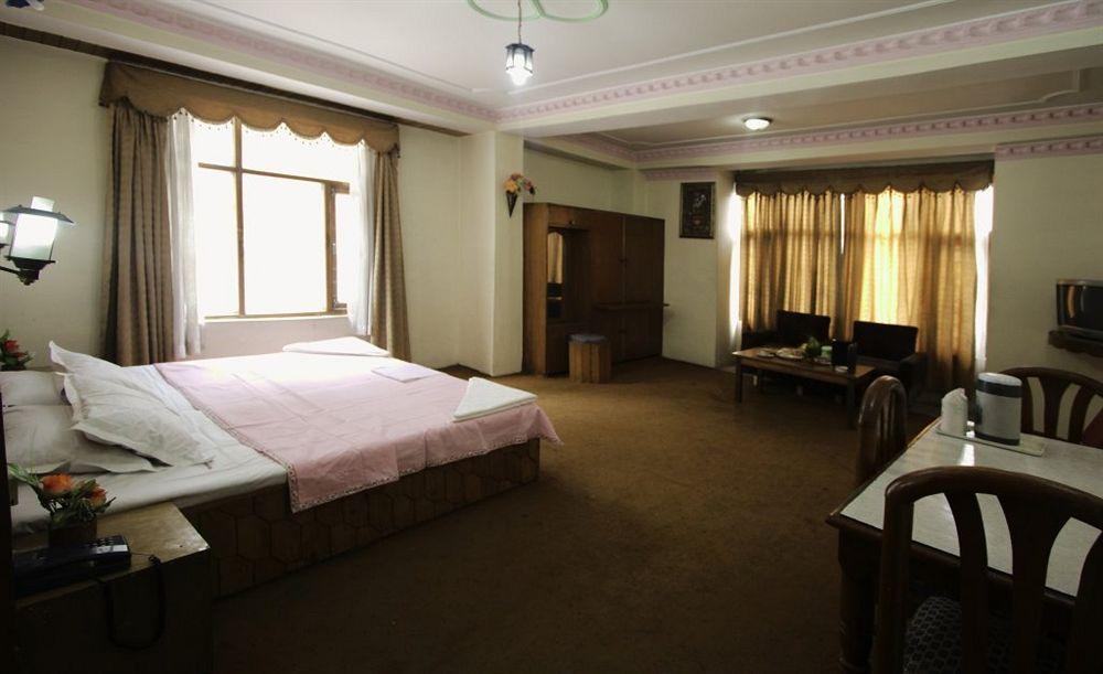 The Shivalik Hotel Manali  Exterior photo